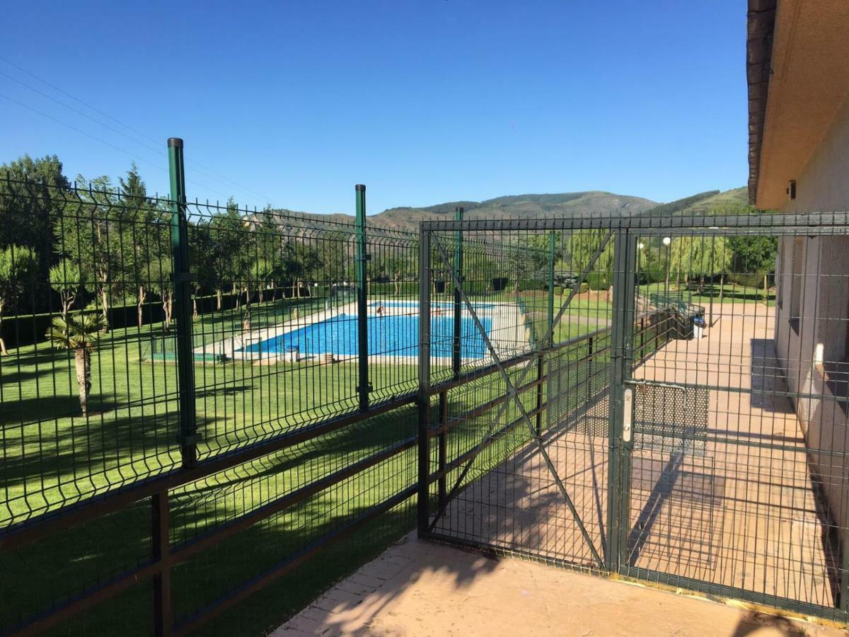 Apartamento Ezcaray Con Piscina Zorraquín Exterior photo