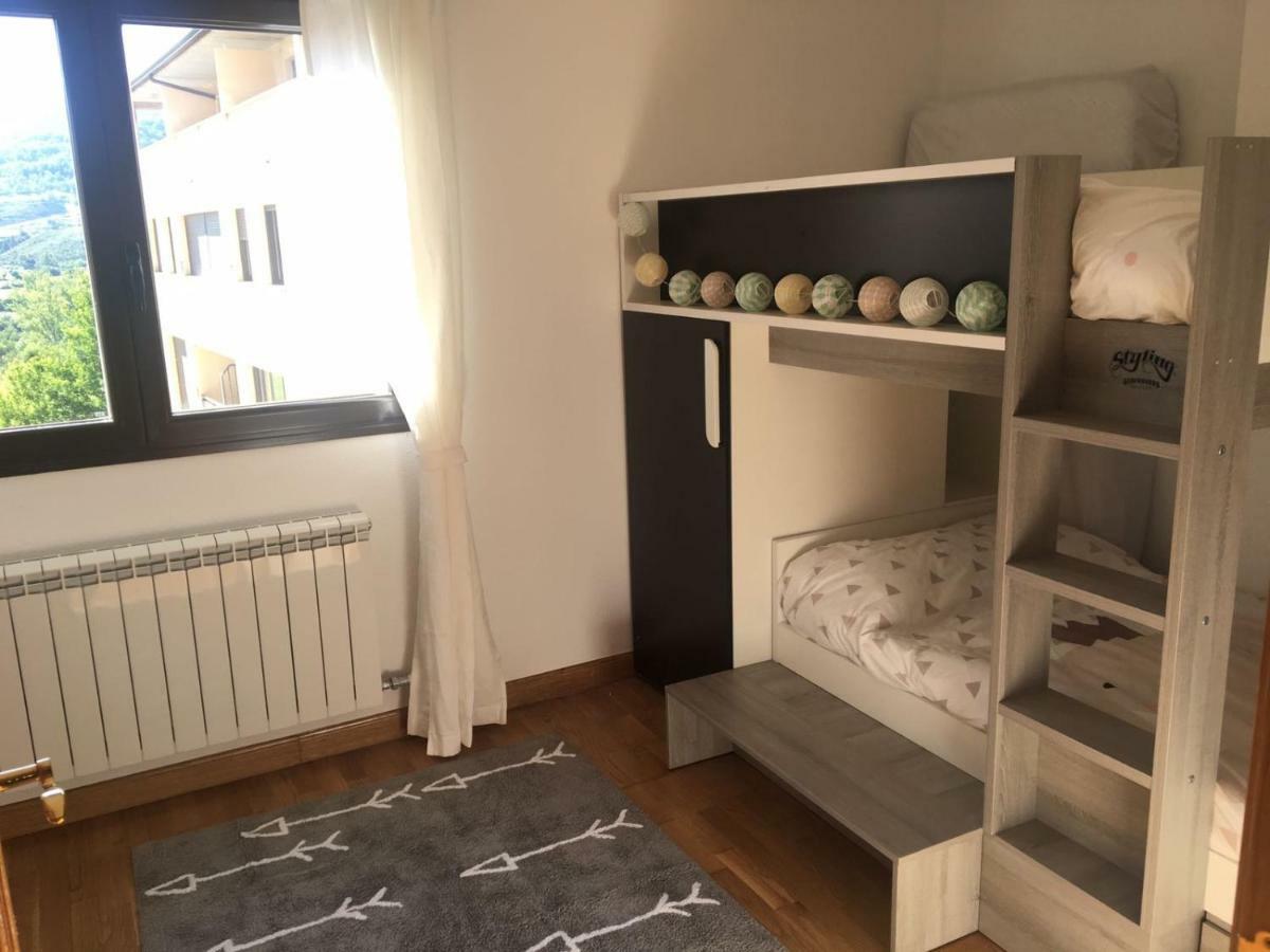 Apartamento Ezcaray Con Piscina Zorraquín Exterior photo