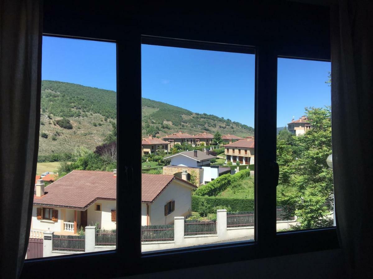 Apartamento Ezcaray Con Piscina Zorraquín Exterior photo