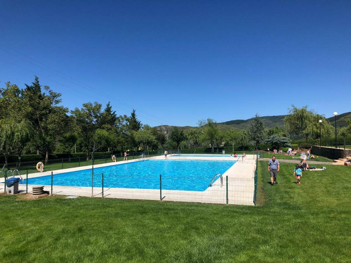 Apartamento Ezcaray Con Piscina Zorraquín Exterior photo