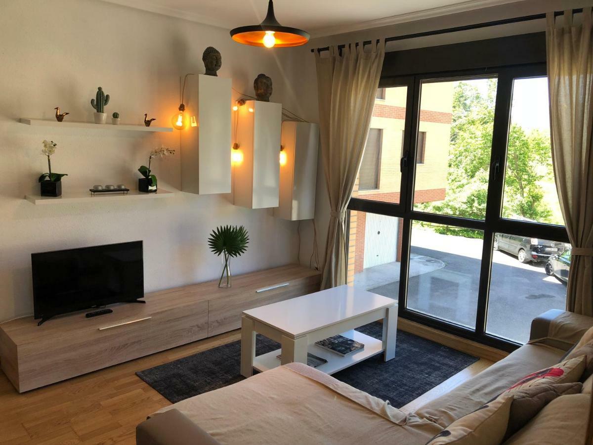 Apartamento Ezcaray Con Piscina Zorraquín Exterior photo